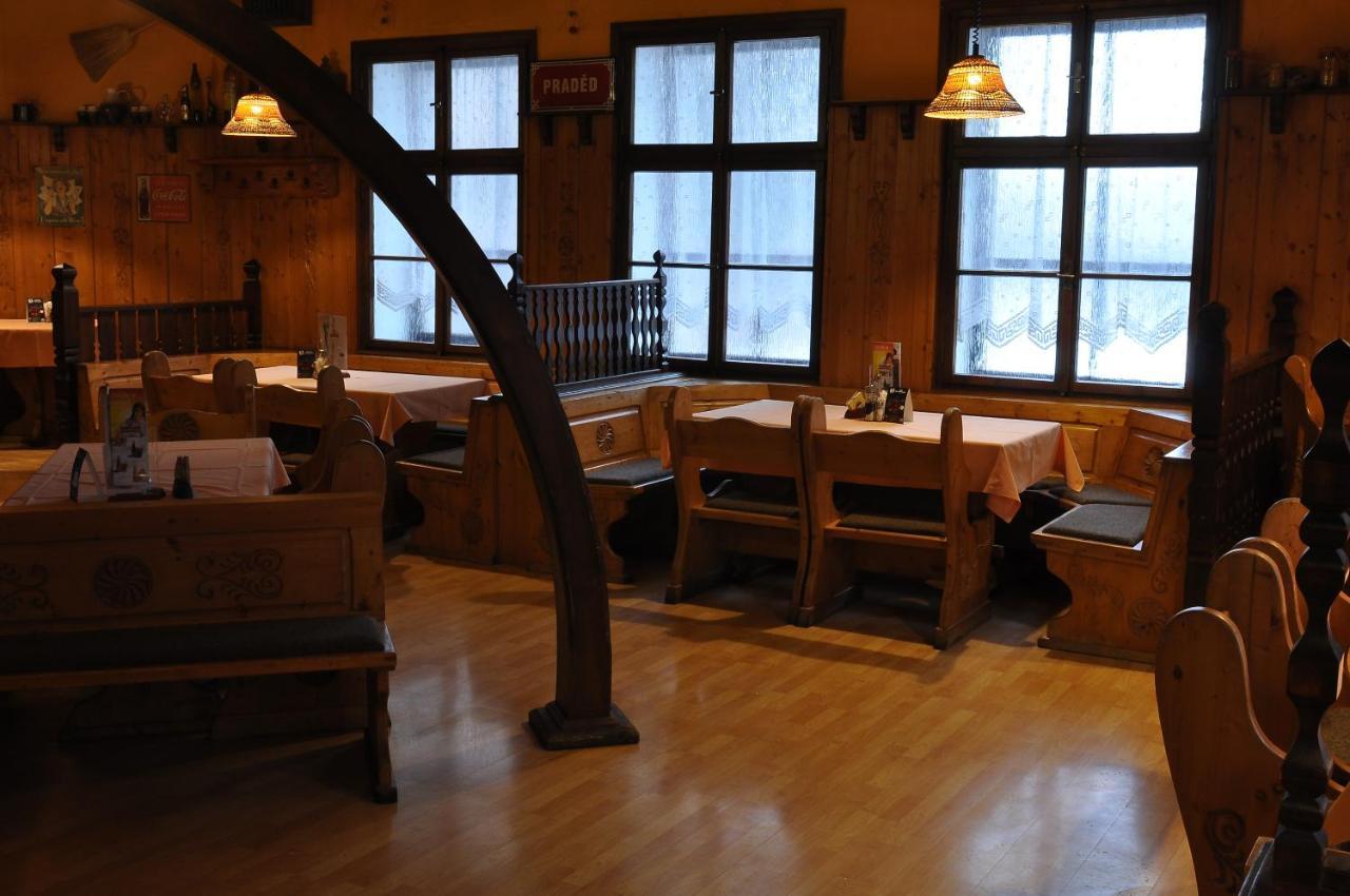Hotel Praded Rýmařov 外观 照片