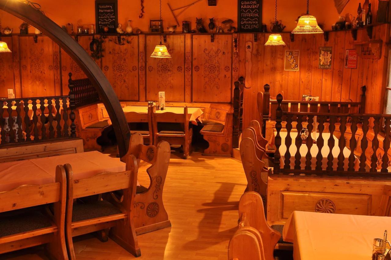 Hotel Praded Rýmařov 外观 照片